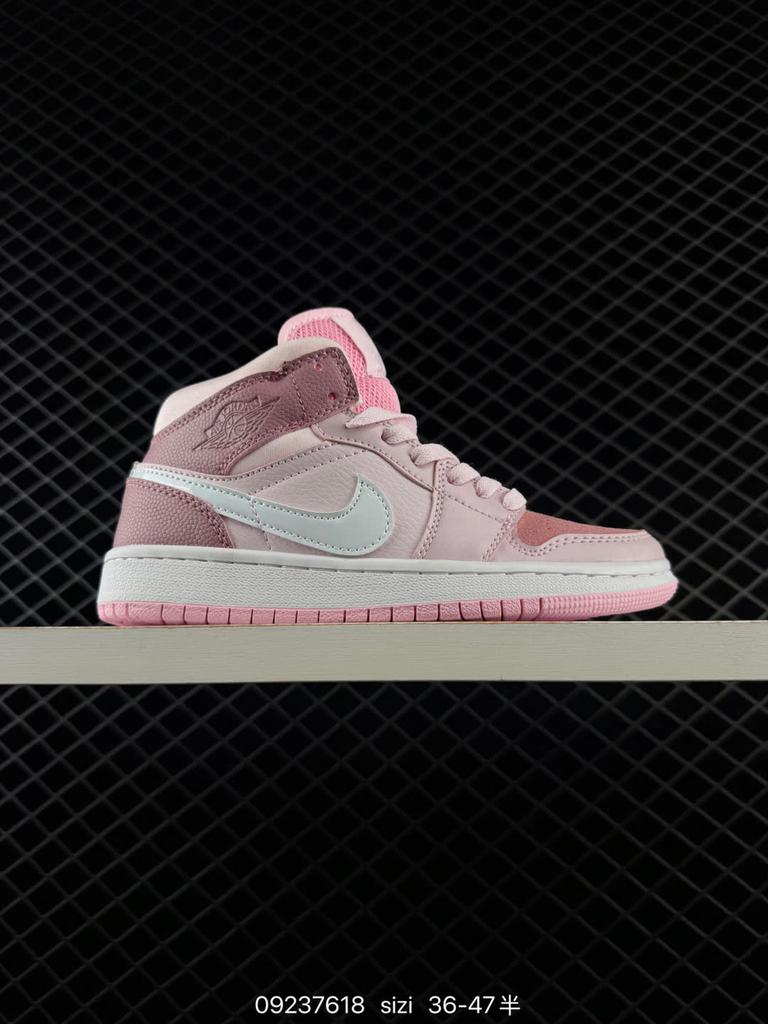 Air Jordan 1 Retro High OG Pine Green-555088-302 Air Jordan 1 Retro High OG Pine Green-555088-302